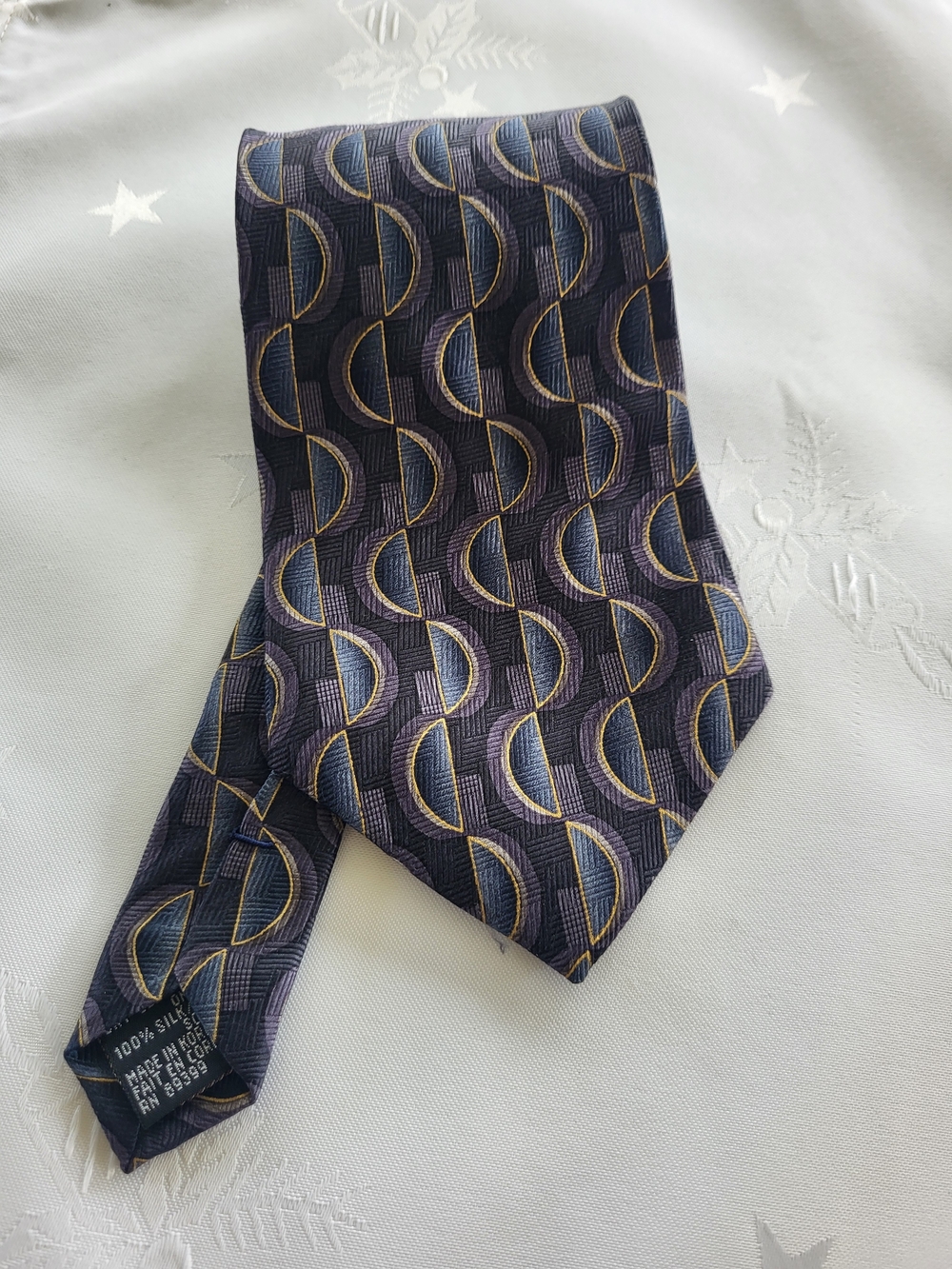 Men's Grey Patterned Silk Tie with Blue & Gold Accents